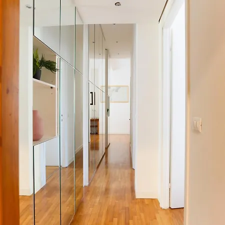 Apartamento The Rent - Spacious Two-bedroom In Crocetta *